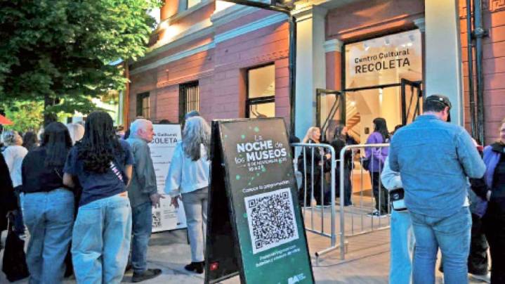 Más de un millón de personas coparon las calles para disfrutrar La Noche de los Museos