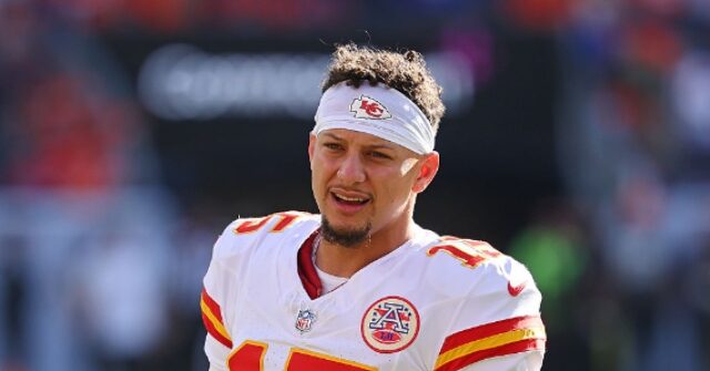 WATCH: Patrick Mahomes Clowned for Shamelessly Begging for a Flag After Sack