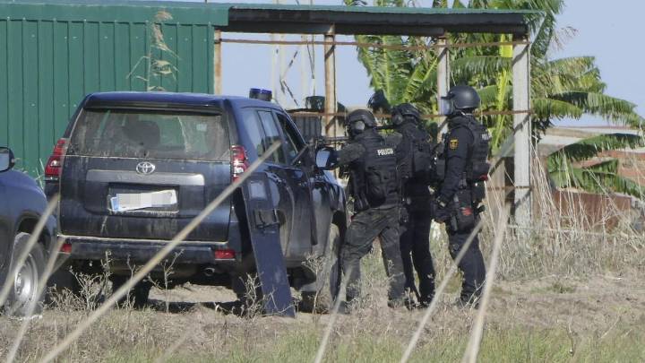 Los narcos que tirotearon a la Policía en Isla Mayor siguen en busca y captura