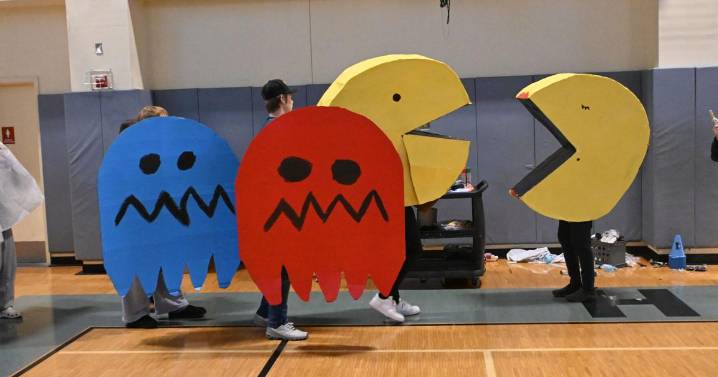 Hutch homecoming levels up with retro '80s vibe