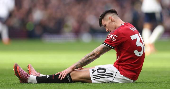 Benjamin Sesko injury update with THREE Man Utd stars absent from training