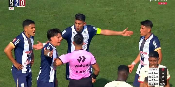 Polémico penal contra Alianza Lima e insólita expulsión de Carlos Zambrano: Guillermo Viscarra atajó el remate de UTC