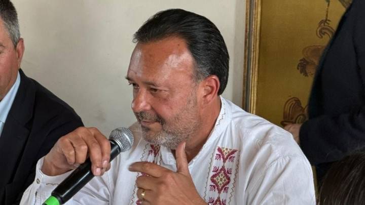 "Somos el eslabón más débil": alcalde de Pátzcuaro acusa amenazas a través de mensajes y llamadas