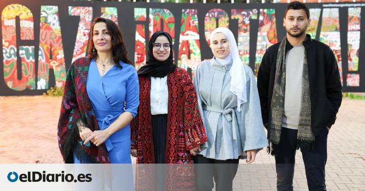 Los poetas palestinos que dan voz a quien sufre el genocidio en Gaza: “Es un grito que sale de debajo de los escombros”