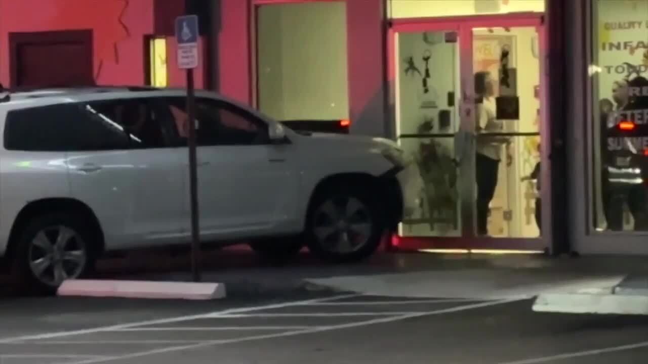 Driver nearly crashes into NW Miami-Dade daycare; no injuries reported