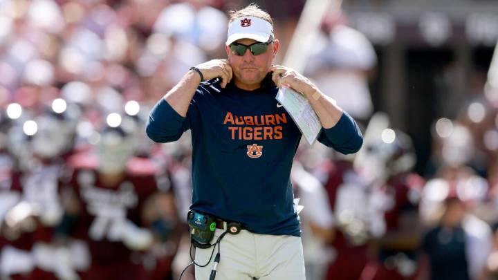 Hugh Freeze fired by Auburn amid 15-19 record in three seasons coaching Tigers