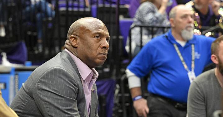 New LSU president turns coaching search tumultuous again