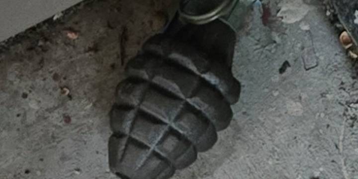 Bomb squad removes grenade from Iowa City home