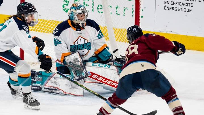 Poulin, Roque and Desbiens lead Victoire to 4-0 win over Sirens in home opener