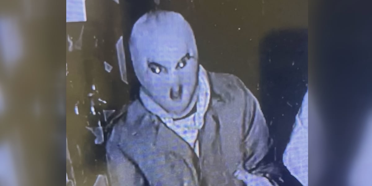 VSP investigate break-in at Lowell General Store