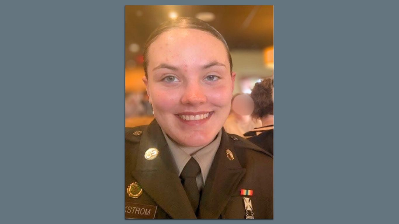 National Guard member Sarah Beckstrom dies after D.C. shooting