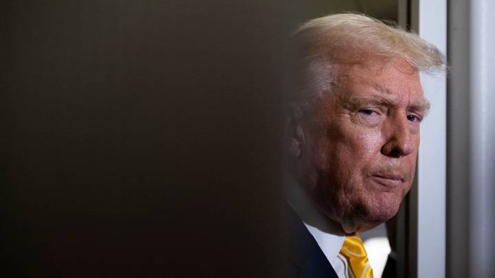 CBO slashes tariff deficit forecast, complicating Trump's $2,000 checks