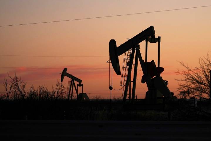 Avances en acuerdo de paz en Ucrania desploman los precios del petróleo