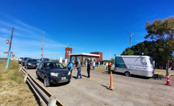 Bahía San Blas inauguró la temporada con la llegada de los primeros turistas