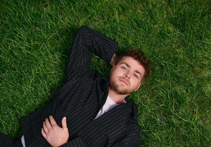 Alex Warren to play Pittsburgh's PPG Paints Arena in June