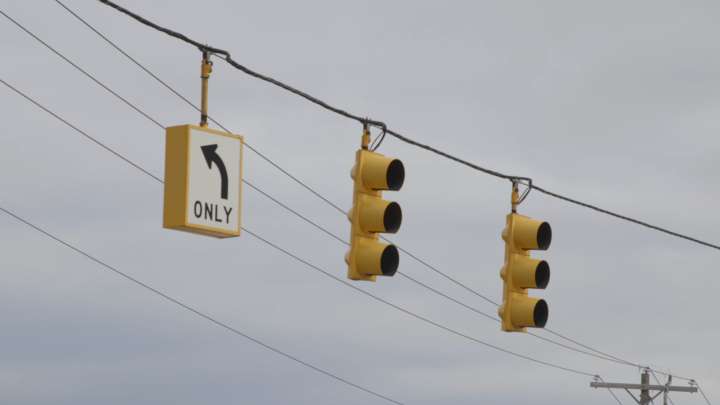 Traffic disruptions expected on North Long Lake Road due to signal work