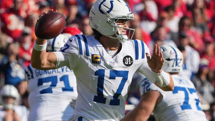 What did Daniel Jones do in Week 12? Colts QB's stats today vs. Chiefs