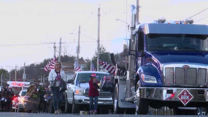 Carbon County honors veterans with successful parade a week after delay