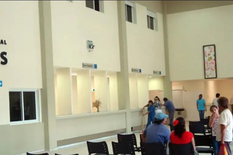 Entró a robar a una vivienda y arrojó por el techo al dueño que había subido a ver qué pasaba