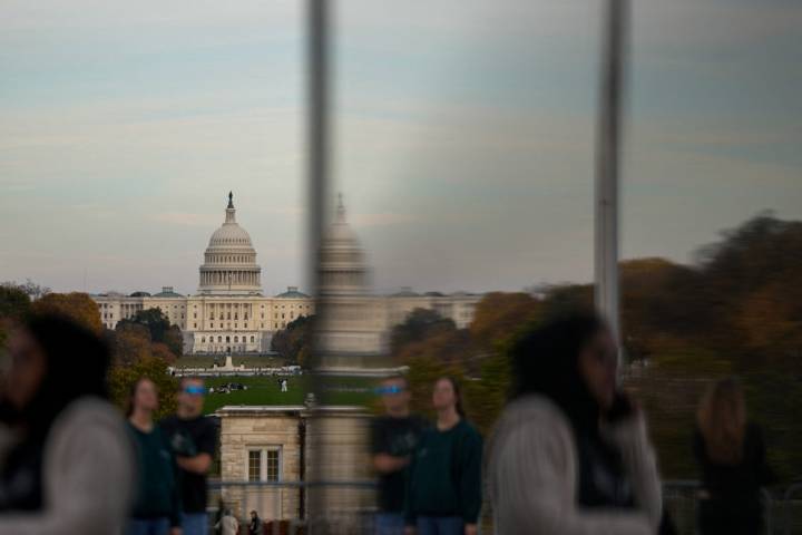 Analysis: How much could the federal government shutdown cost the economy?