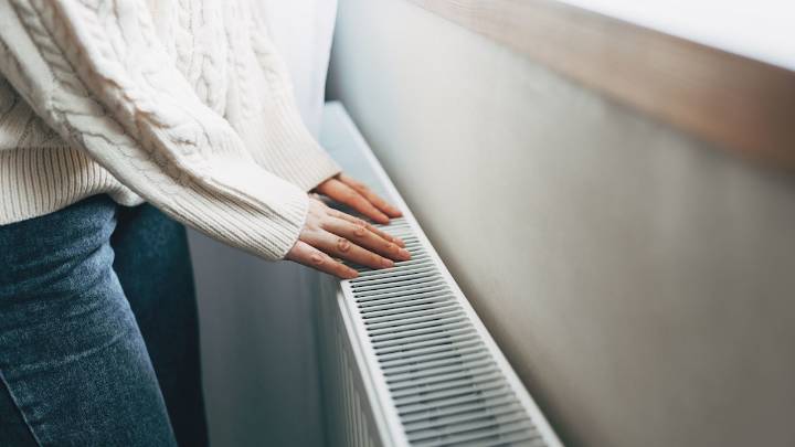 Should you leave your heating on overnight? Experts settle debate