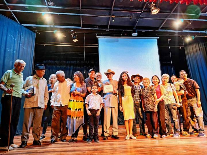 El maestro Luthier Benito Guerrero homenajeado en el MUVA