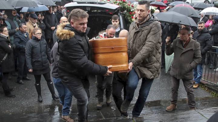 Lágrimas para despedir al minero leonés fallecido en el accidente en Asturias
