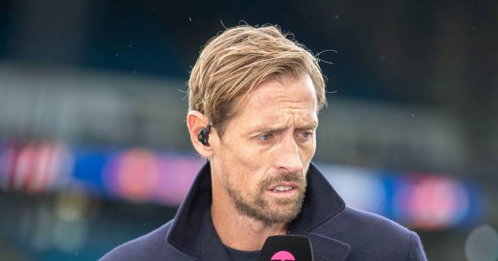 Peter Crouch spots 'deep rooted' Liverpool problems only dropping Mohamed Salah can solve