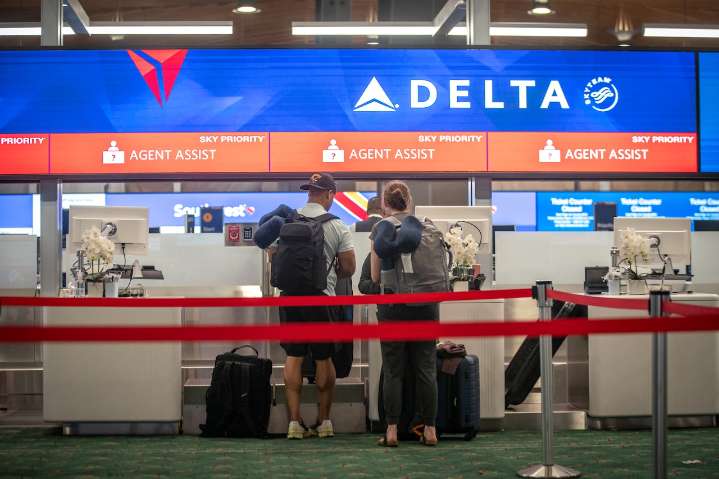 Here are the PDX flights canceled Monday as shutdown woes continue