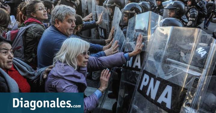 La jubilación mínima aumentará apenas 2% y volverá a quedar por debajo de la línea de pobreza