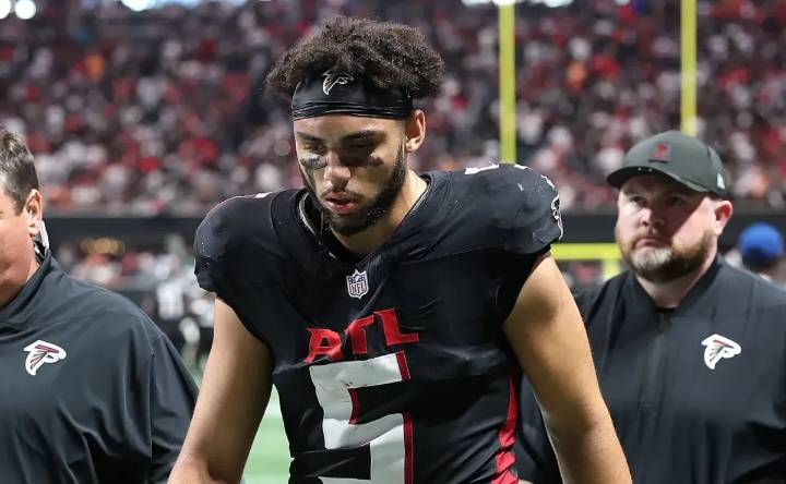 Is Drake London playing today for Falcons vs Panthers in Week 11 of 2025 NFL season?