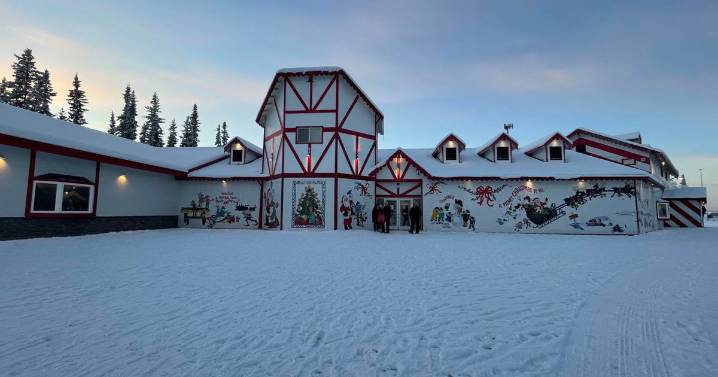 Palmer man indicted for pointing gun at Santa Claus House, grocery store employee