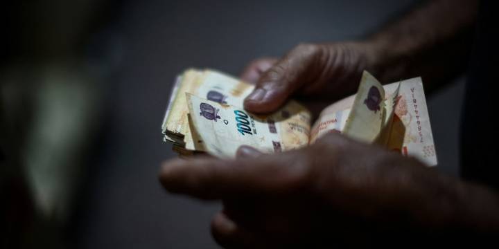 El Consejo del Salario Mínimo se reúne para actualizar su valor que está congelado desde agosto