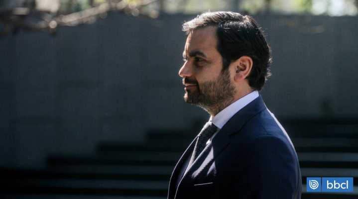 Gajardo ante idea de Kaiser de indultar a violadores de DD.HH como Krassnoff: "Sería un retroceso"