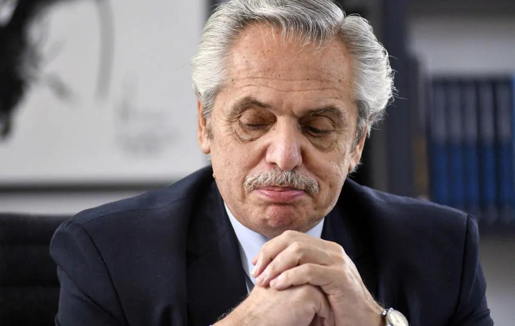 Confirmaron el procesamiento del expresidente Alberto Fernández en la causa Seguros