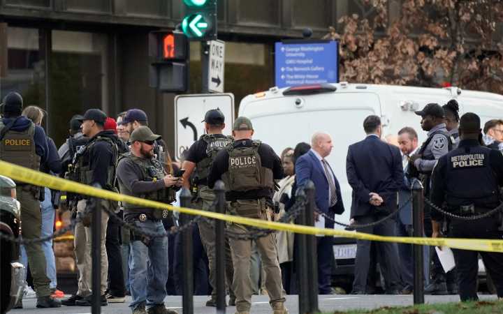 Mueren dos elementos de la Guardia Nacional en tiroteo cerca de la Casa Blanca