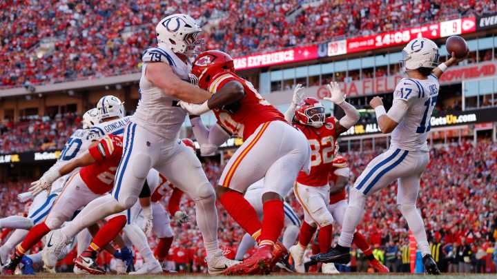 Colts searching for better answers for Daniel Jones against the blitz