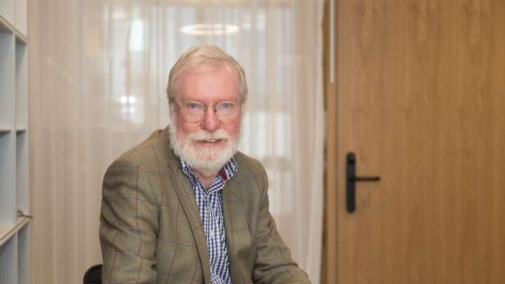 Paul Collier (economista): “Necesitamos esperanzas realistas, no soluciones alucinantes”