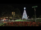 St. Petersburg ushers in the holidays with 97th Annual Santa Parade and Tree Lighting