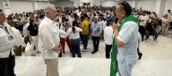 Uribe dice que "no puede seguir un gobierno que quiera enfrentamiento entre unos y otros"
