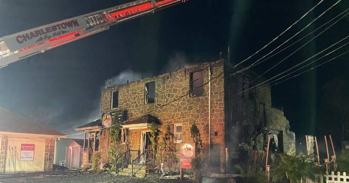 Elk River entertainment spot consumed by fire