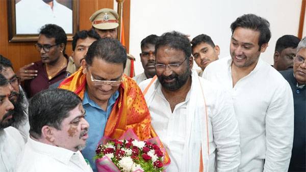Mohammed Azharuddin takes charge as Telangana minister for Minorities Welfare and Public Enterprises