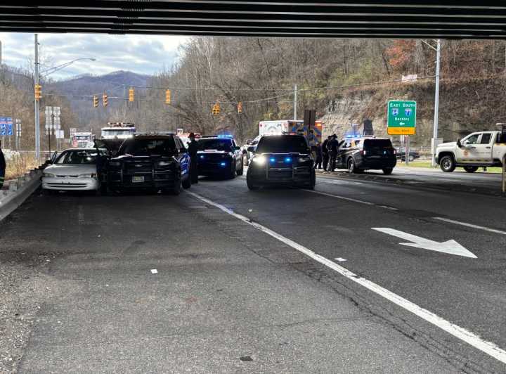 One in custody following pursuit that began in Charleston