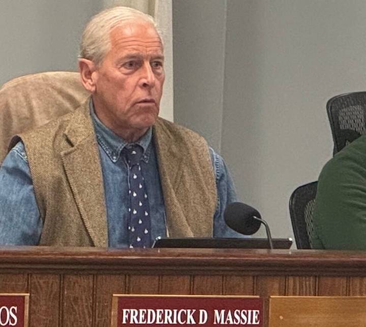 Massie announces intention to step away from planning board