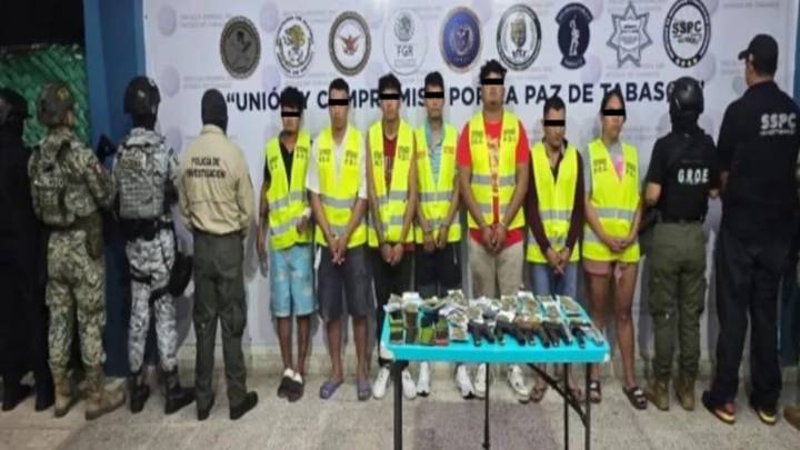 Caen 'El Topo' y 7 narcomenudistas más en Tabasco