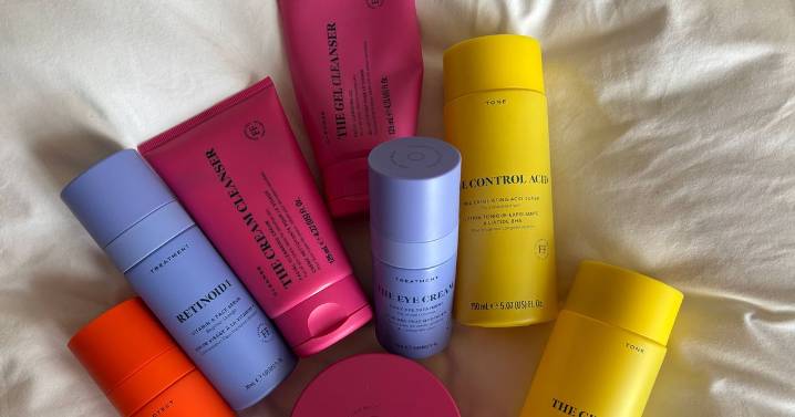 OK! Beauty Editor reviews every Skin Rocks product: Here's what's worth your money