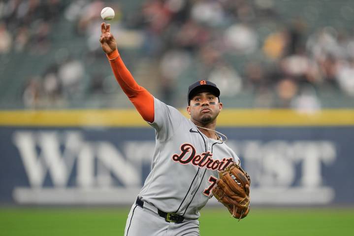 Detroit Tigers cut ties with veteran utility man at non