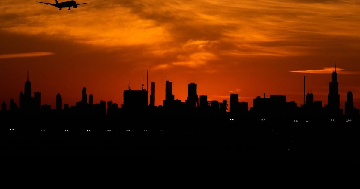 Airlines are optimistic about a quick recovery ahead of Thanksgiving once the FAA ends flight cuts