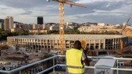 Las subcontratas del Camp Nou llevan casi dos millones en multas por fraudes laborales en las obras