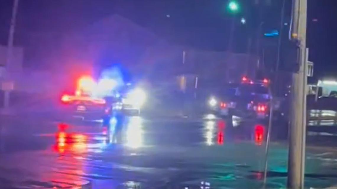 Shively police officer hit by car on Dixie Highway